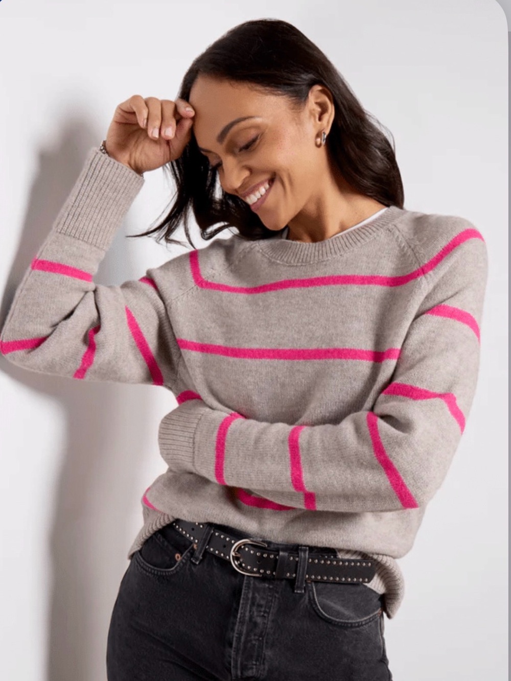 Evereve Gray Crewneck Sweater with Hot Pink Stripes-S